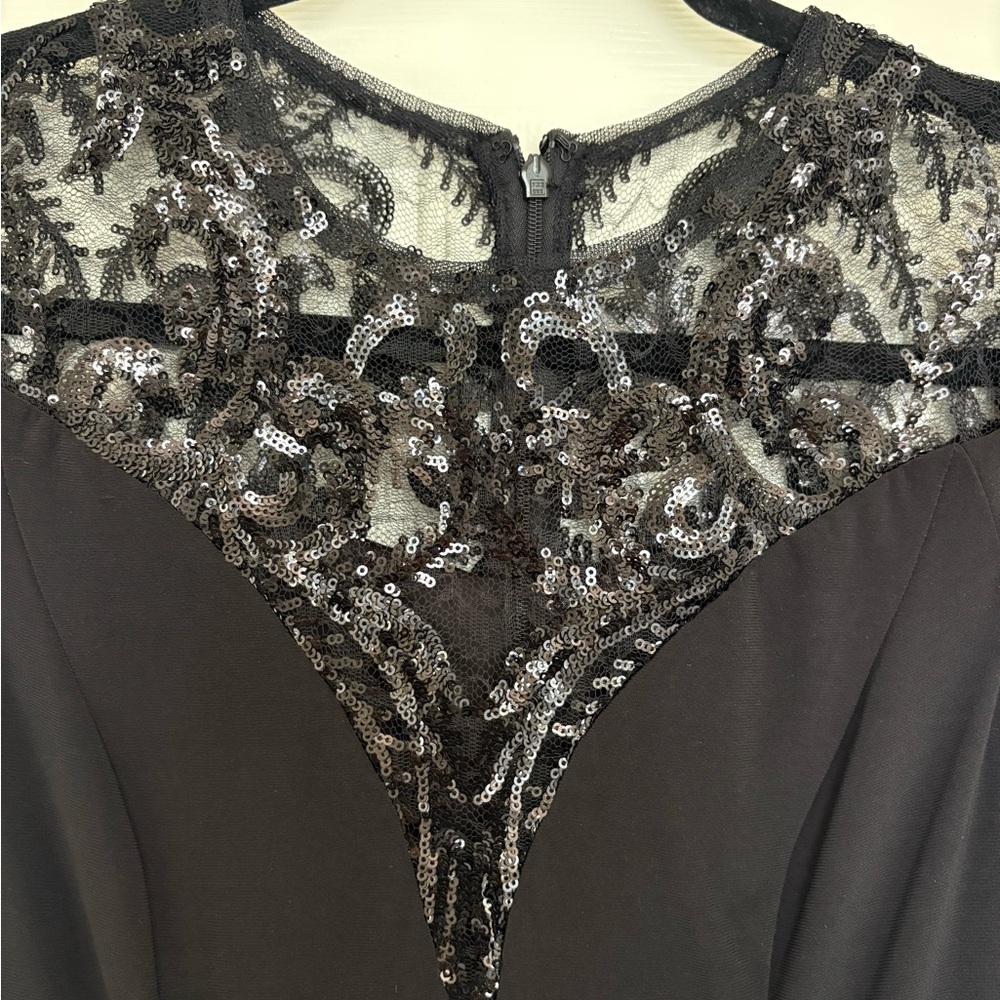 NWT Adrianna Papell Embellished Illusion-Yoke‎ Sequin Jersey Gown size 6 - Picture 4 of 5